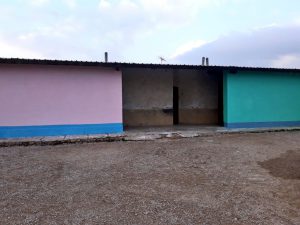 WhatsApp Image 2021 05 27 at 09.15.35 رنگ آمیزی مدرسه ابتدایی روستای تل کوچک شهر دهدشت